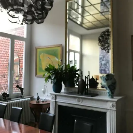 Les D'hotes Du Palais Privatunterkunft *
