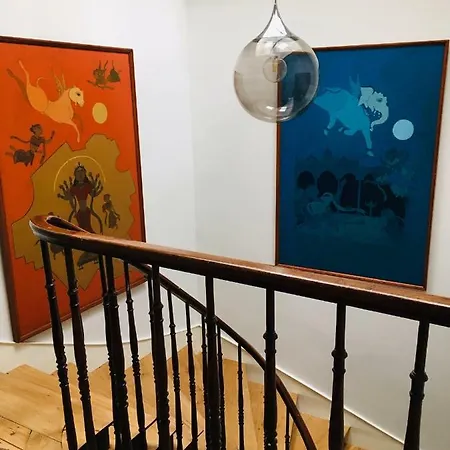 Les D'hotes Du Palais Habitación en casa particular *